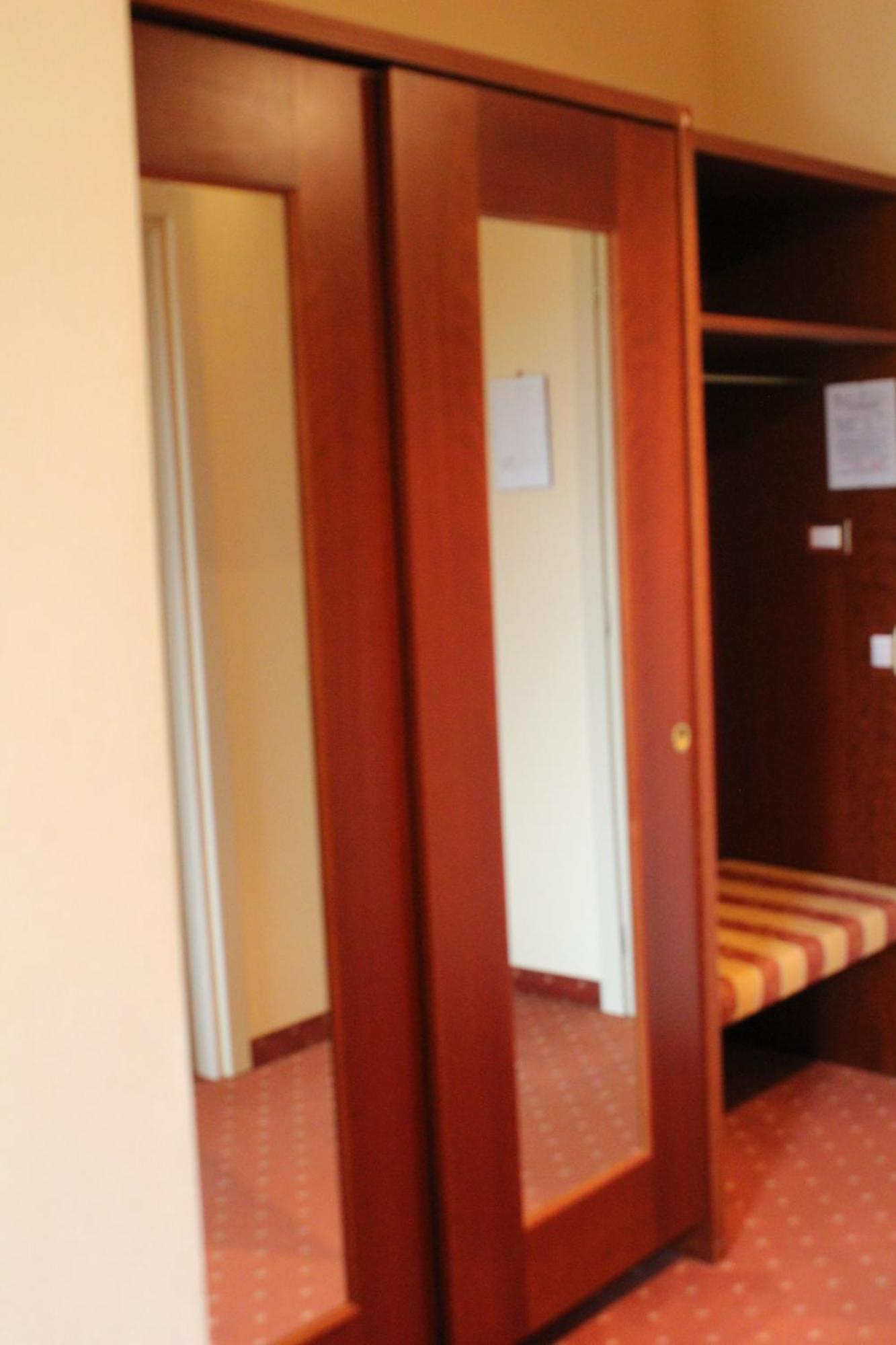 Hotel La Dolce Vita Cavaion Veronese Bagian luar foto