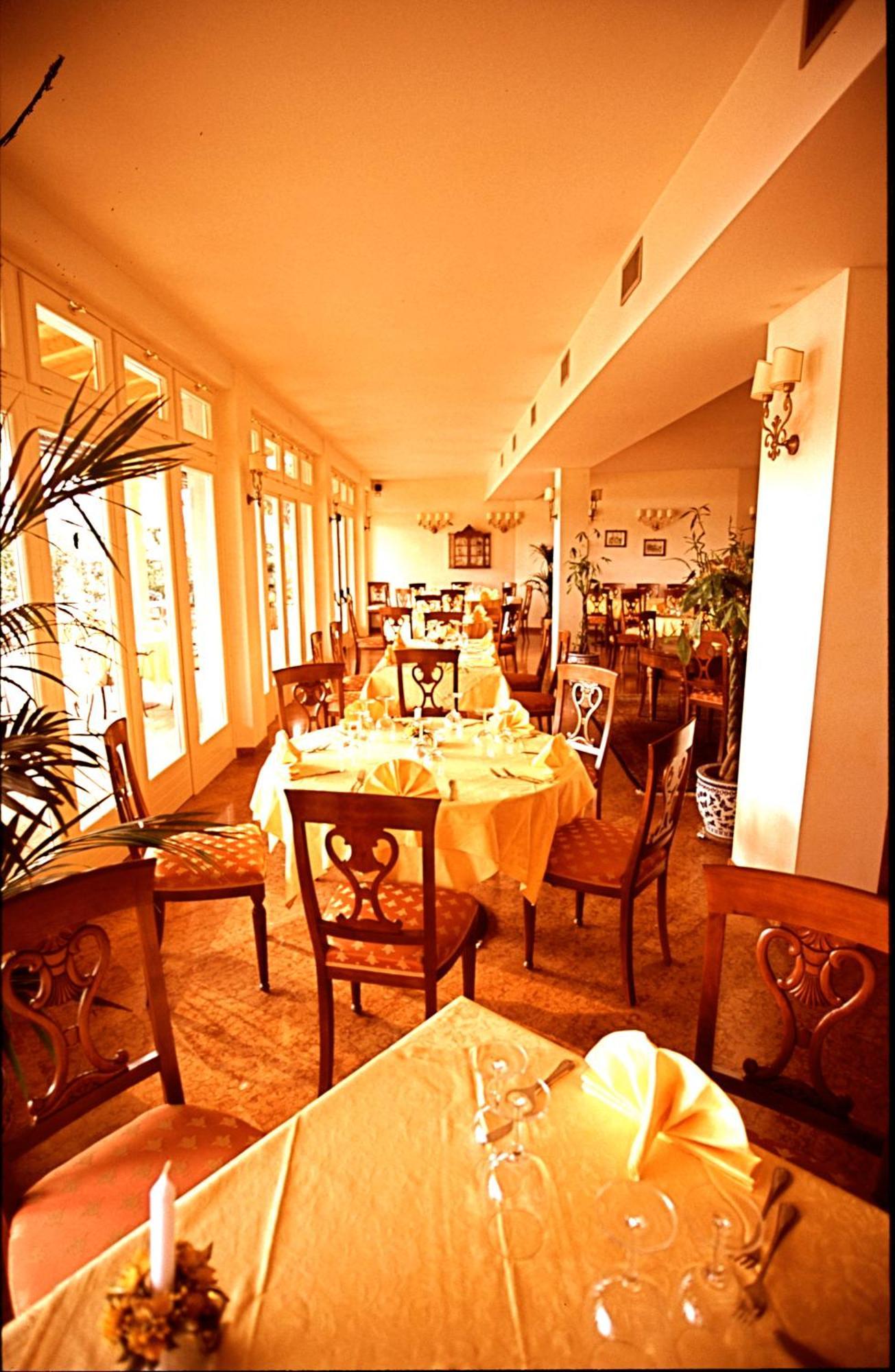 Hotel La Dolce Vita Cavaion Veronese Bagian luar foto